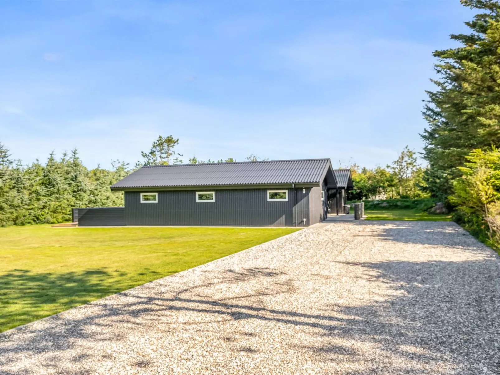 "Ema" - 1.9km from the sea-Buiten