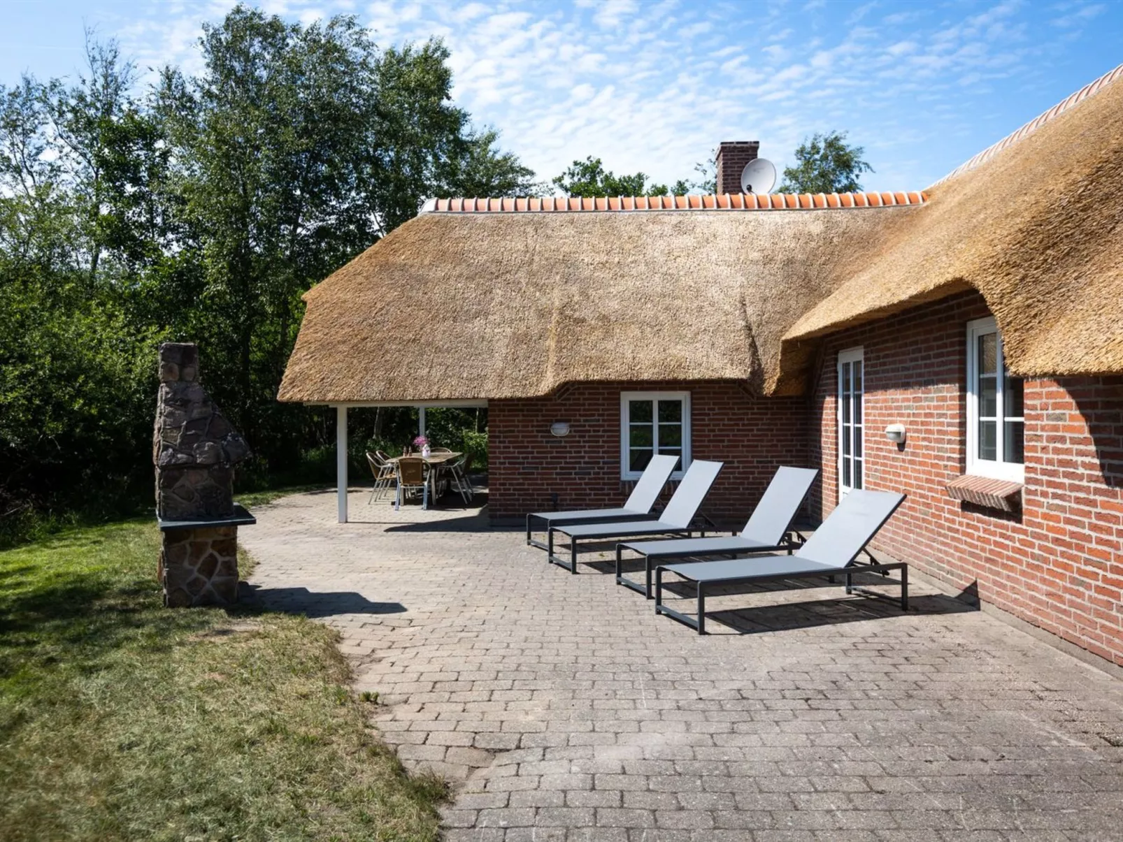 "Ejvi" - 4km from the sea-Buiten