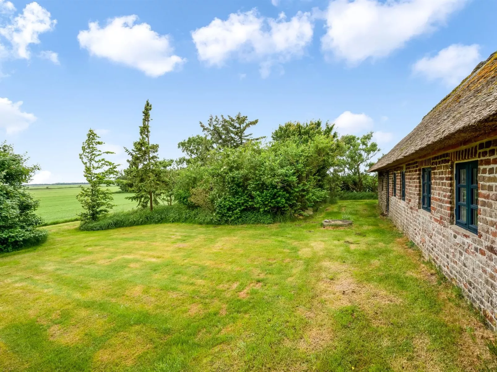 "Claus" - 1.5km to the fjord-Buiten