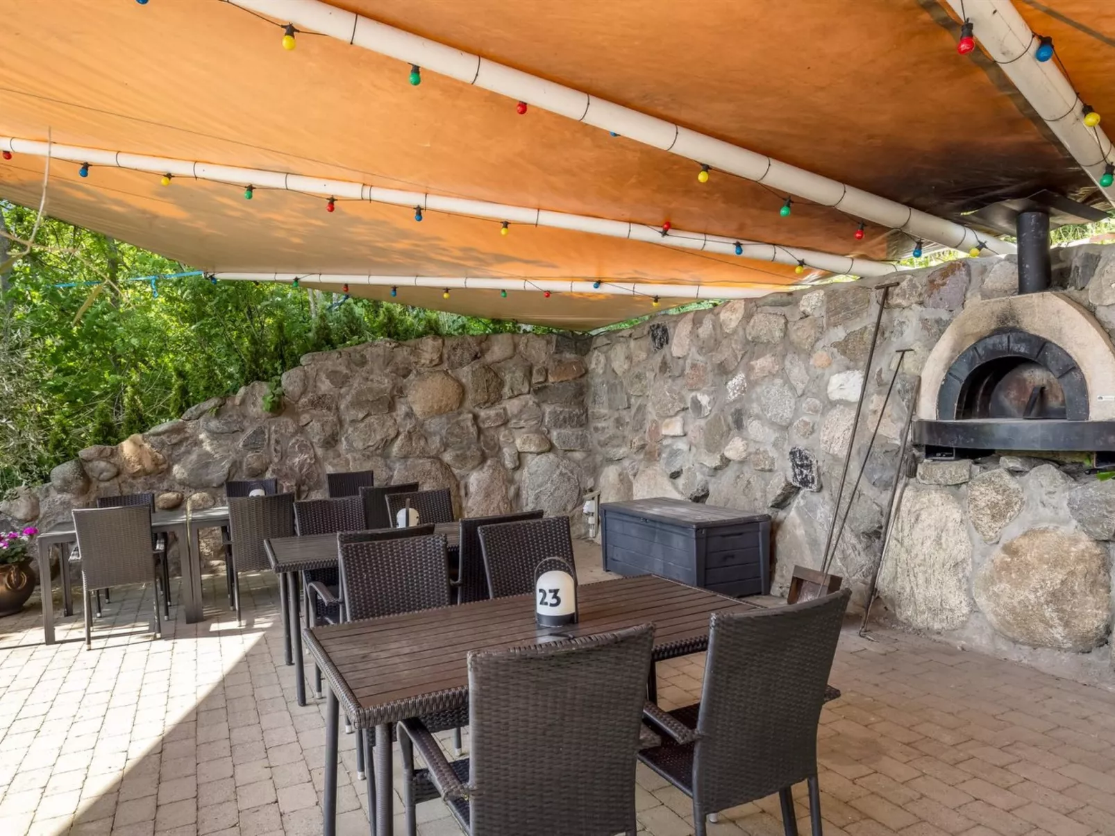 "Gilbert" - 500m from the sea-Binnen