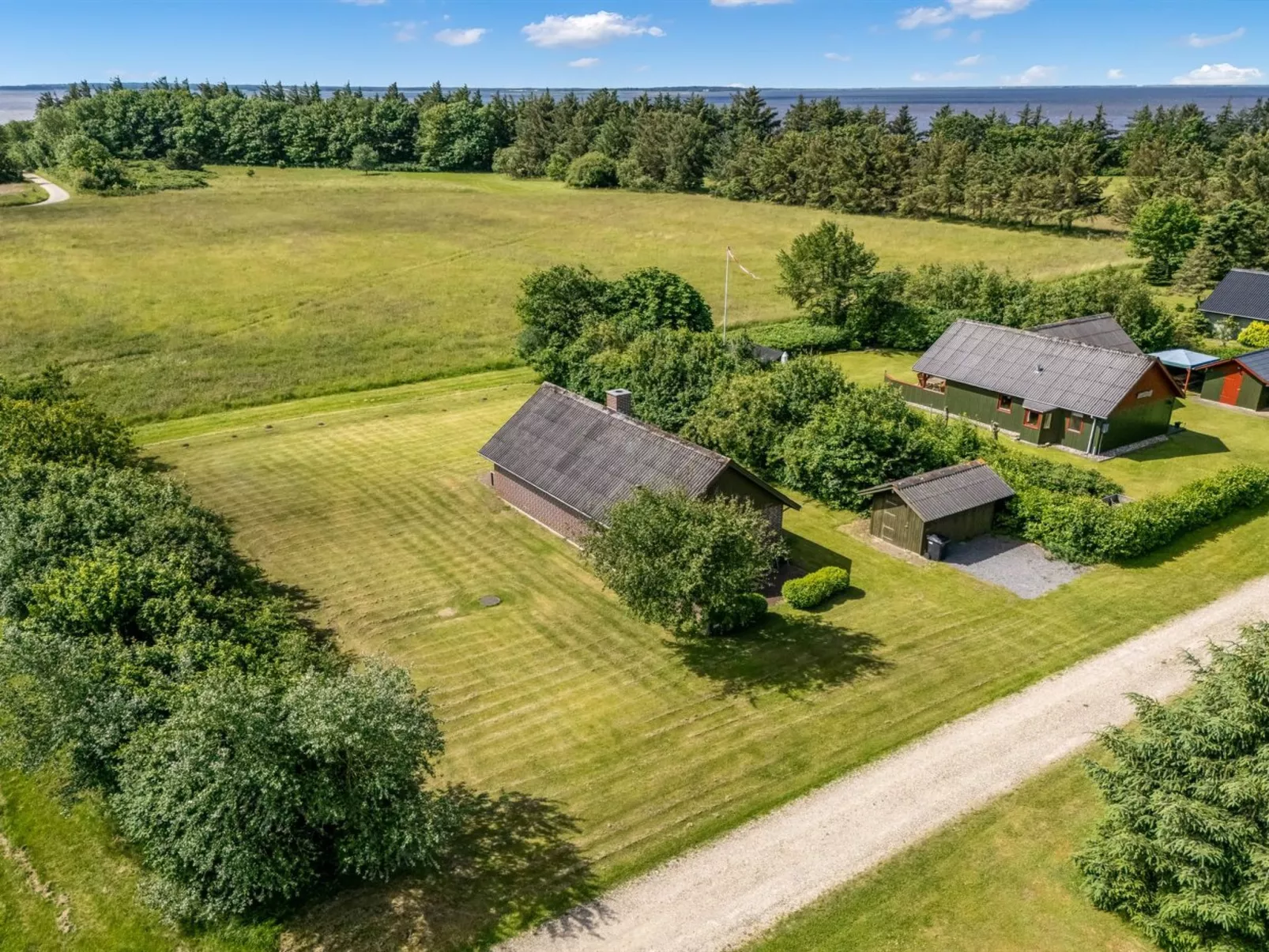 "Arlin" - 380m to the fjord-Buiten