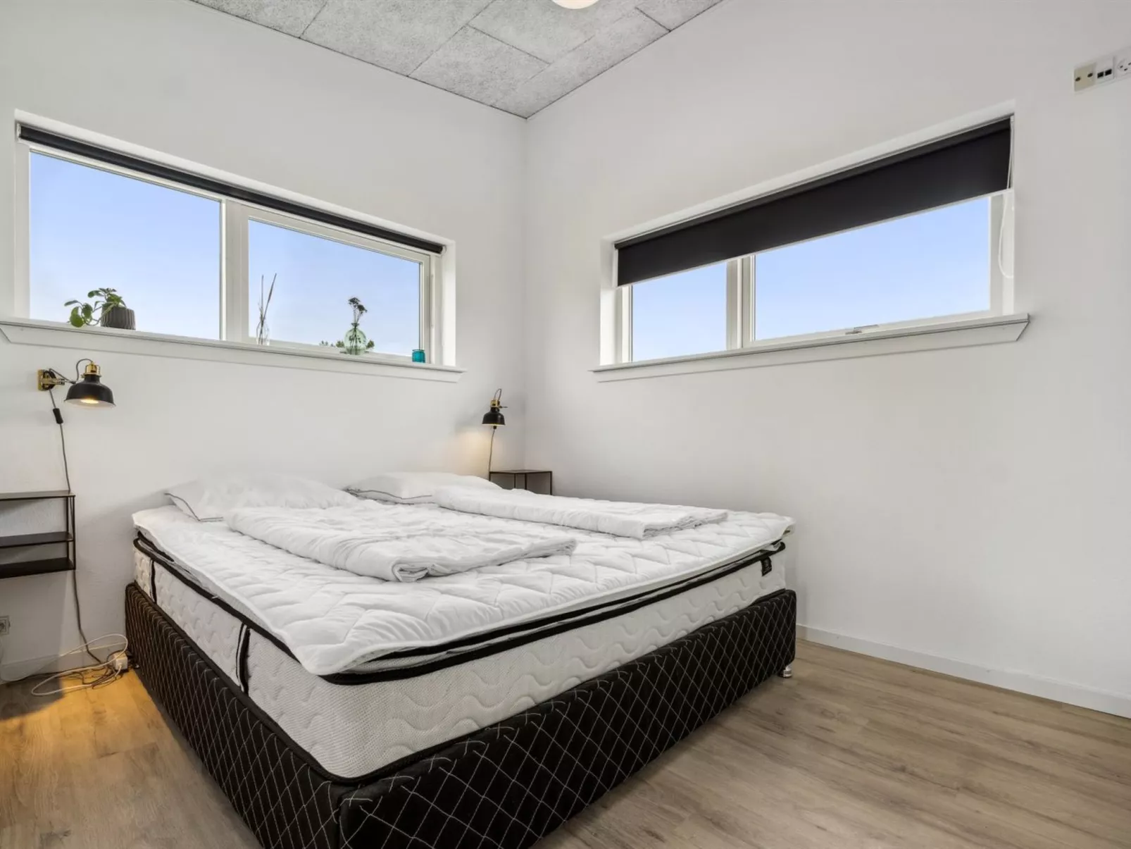 "Ingebrit" - 1.4km from the sea-Binnen