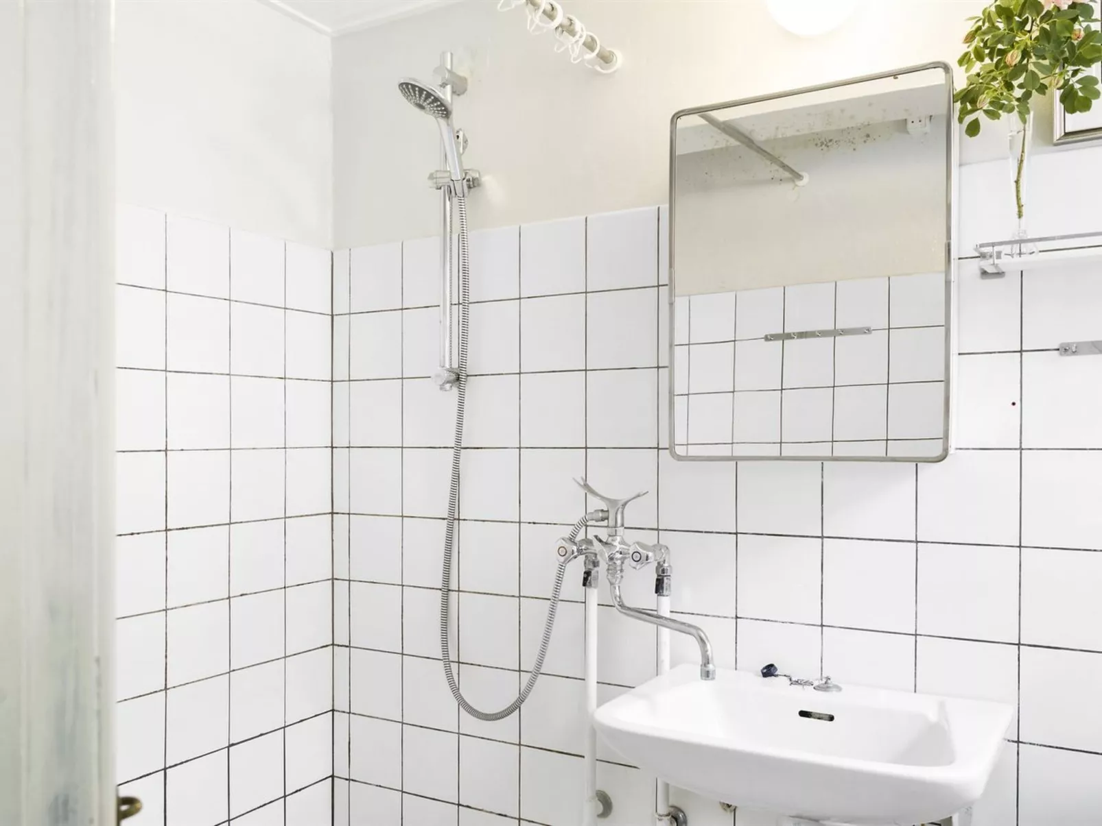 "Frederikke" - 300m from the sea-Binnen