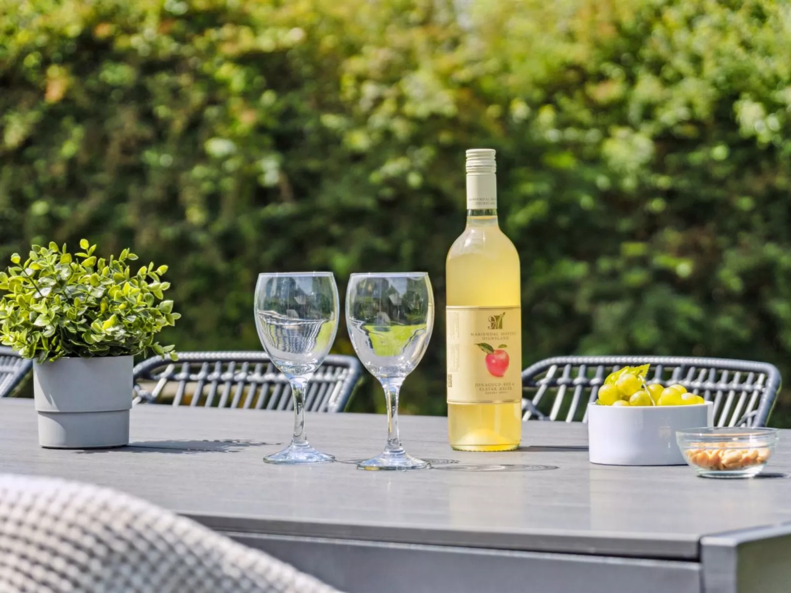 "Svenn" - 300m from the sea-Buiten