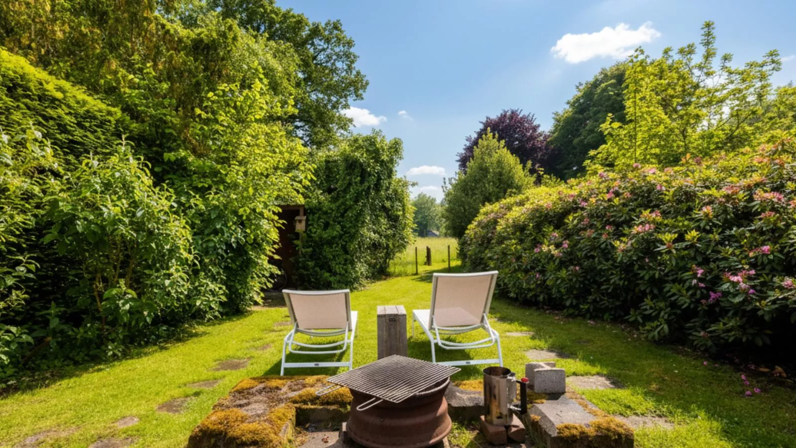 Wellnesshuisje Kalheupink-Tuinen zomer