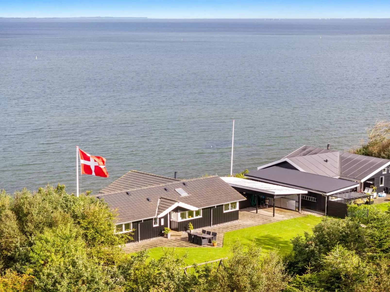 "Næwe" - 10m to the fjord-Buiten