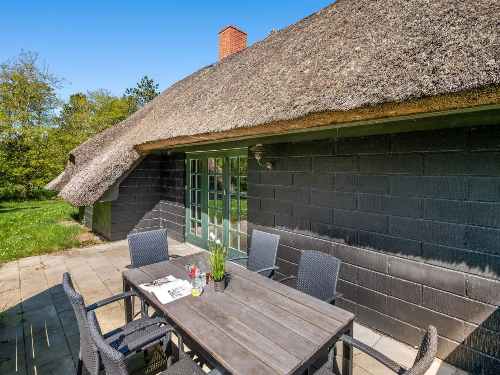 "Matilda" - 1.6km from the sea-Buiten