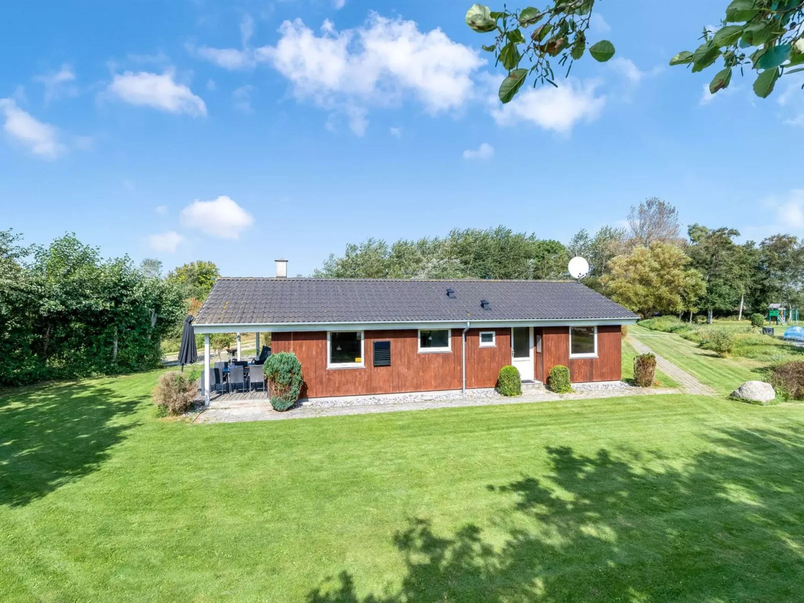 "Alvina" - 45m from the sea-Buiten