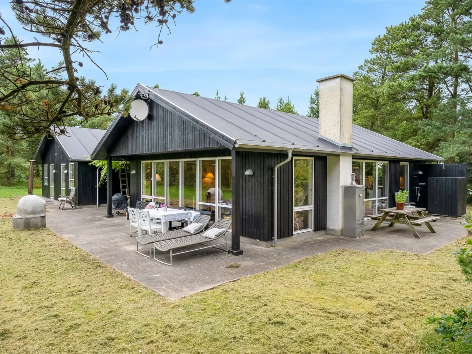 "Trena" - 1.2km to the fjord-Buiten