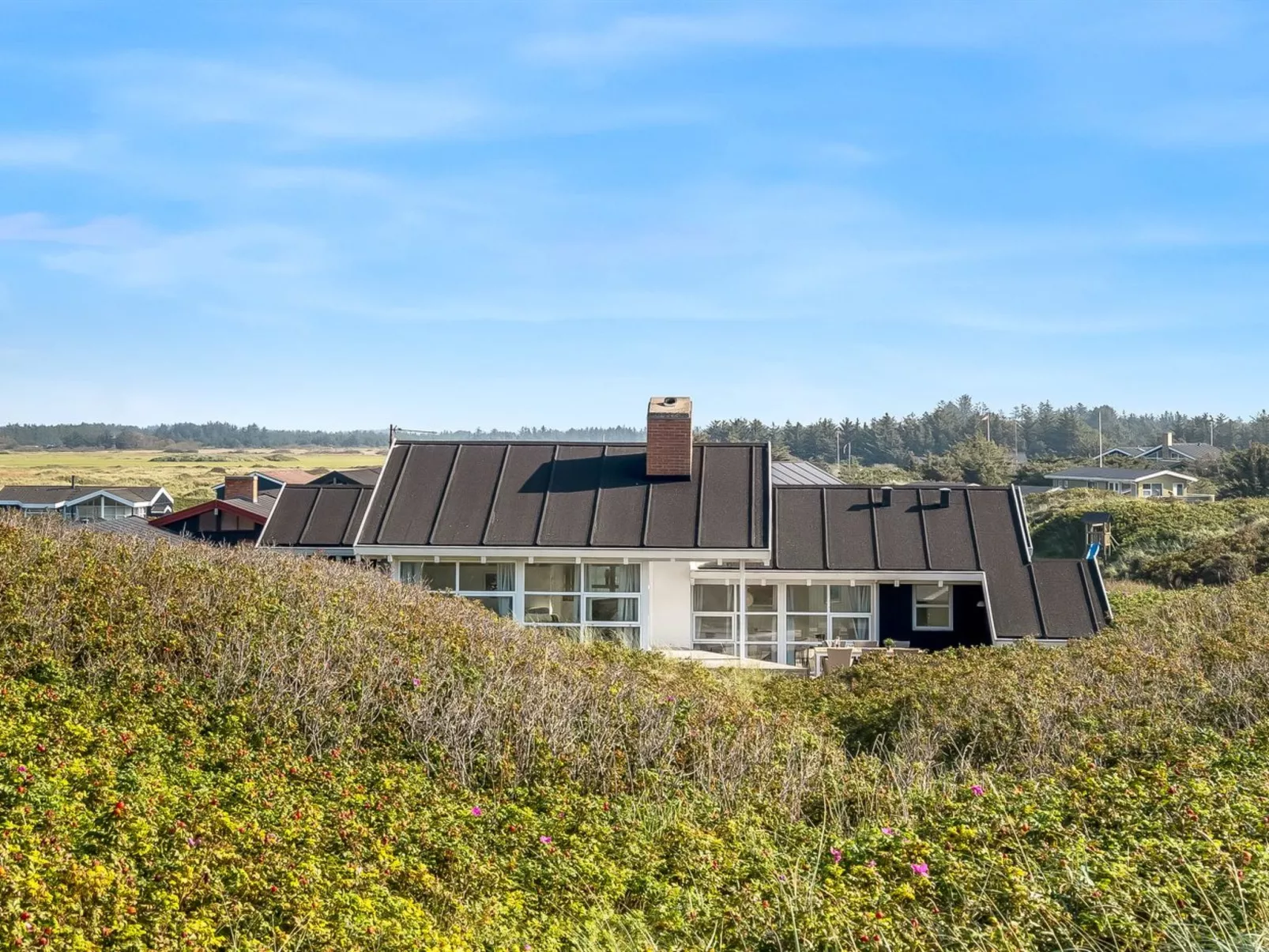 "Heralde" - 60m from the sea-Buiten