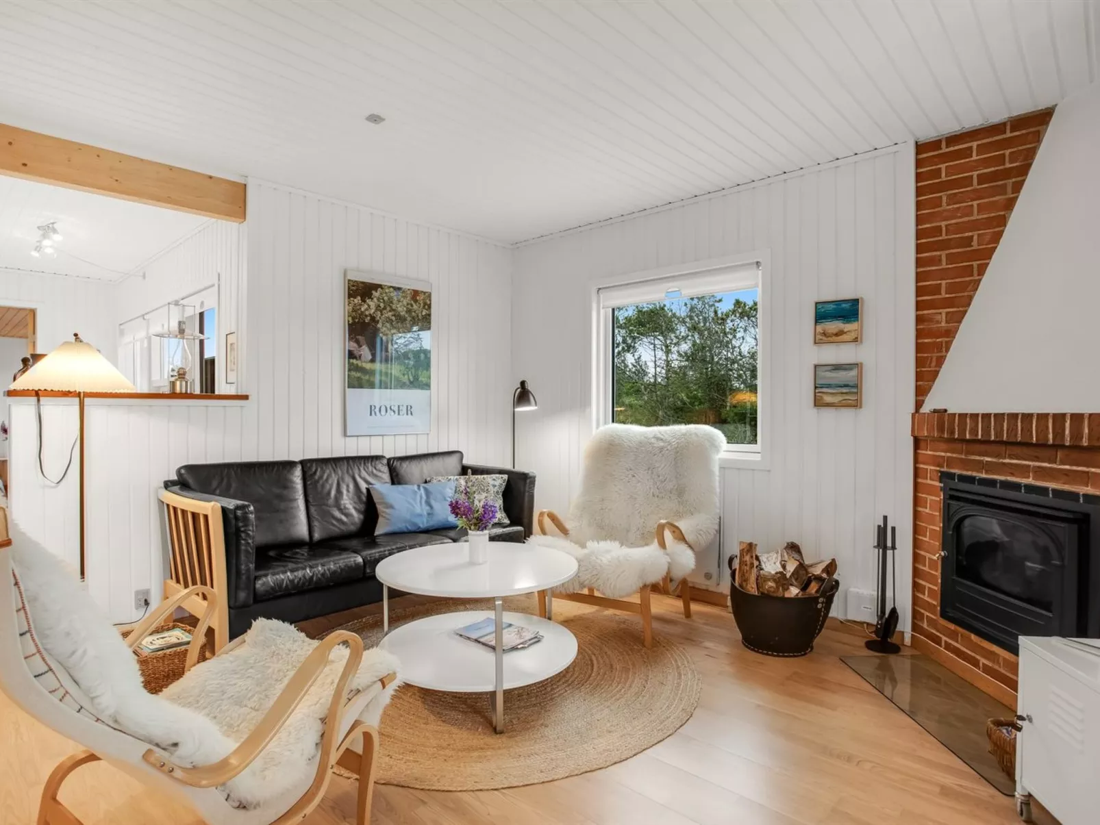 "Cate" - 900m from the sea-Binnen