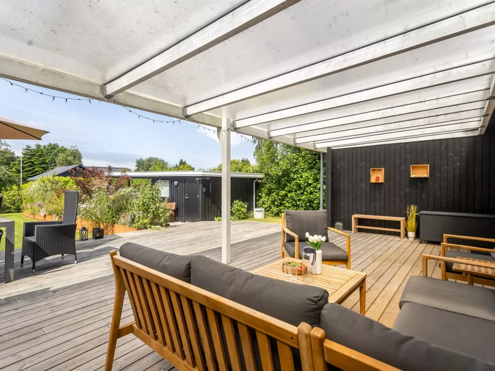 "Runhild" - 450m from the sea-Buiten