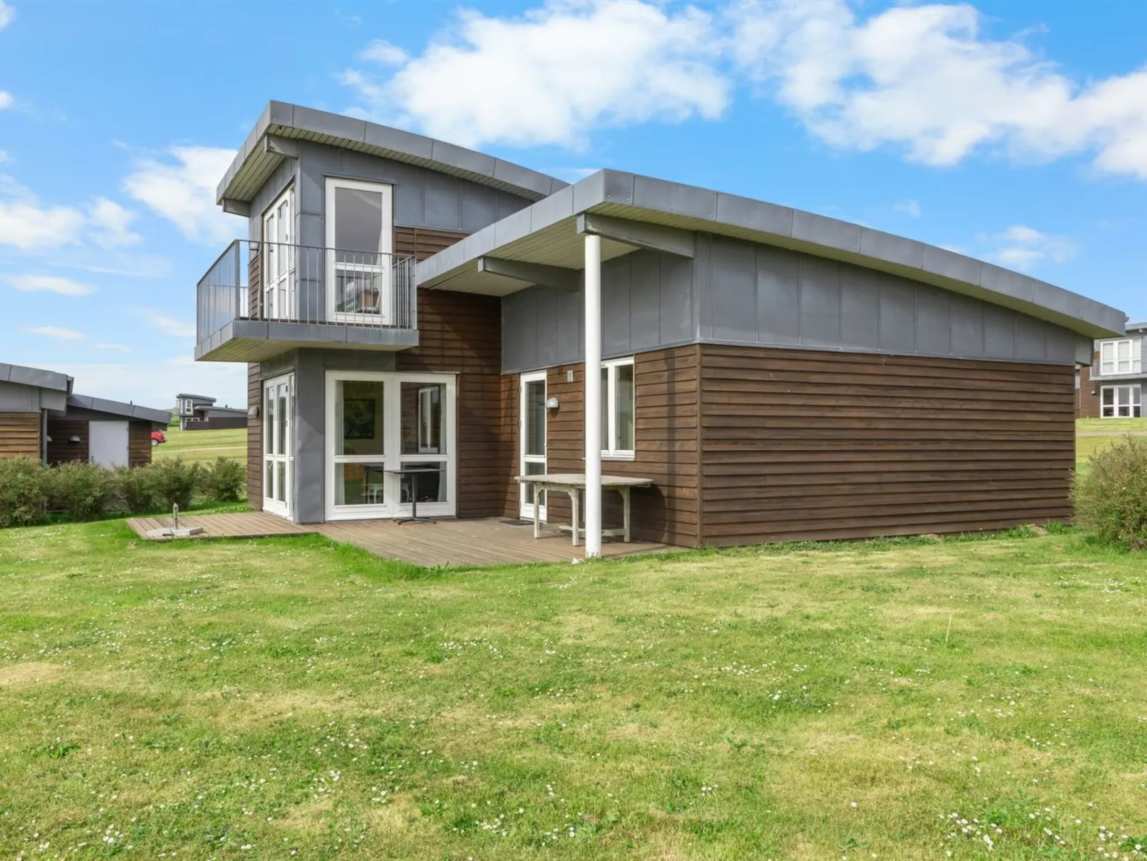 "Krum" - 300m from the sea-Buiten