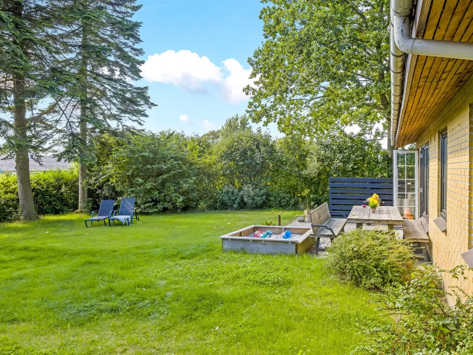 "Matild" - 250m from the sea-Buiten