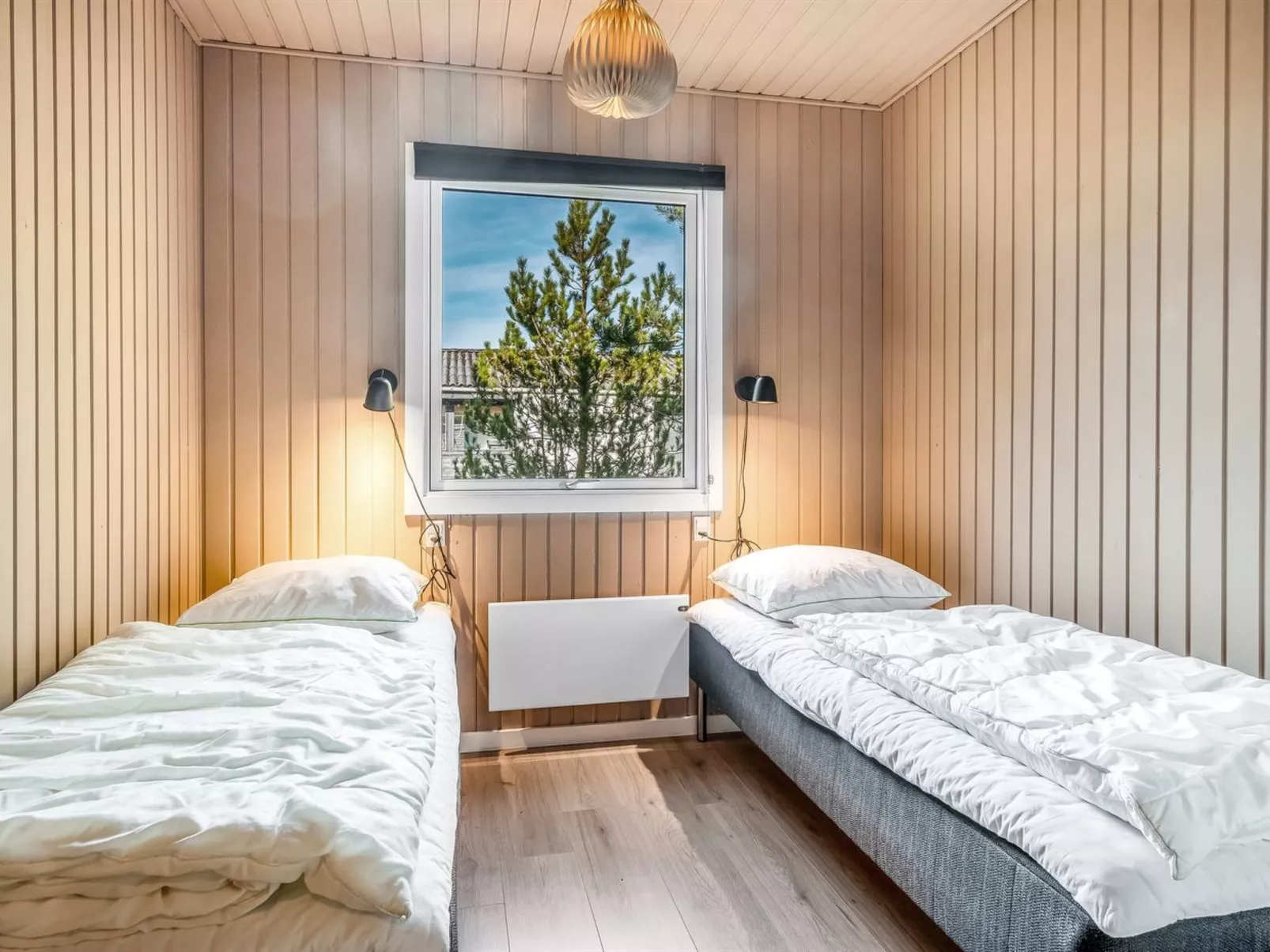 "Anline" -  from the sea-Binnen