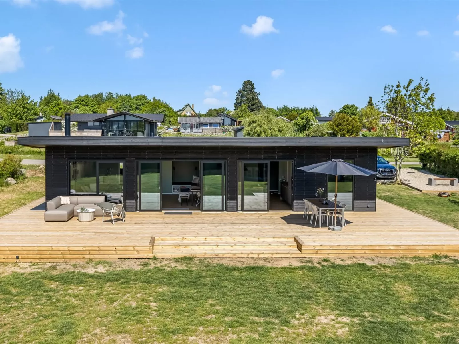 "Edvia" - 200m to the fjord-Buiten