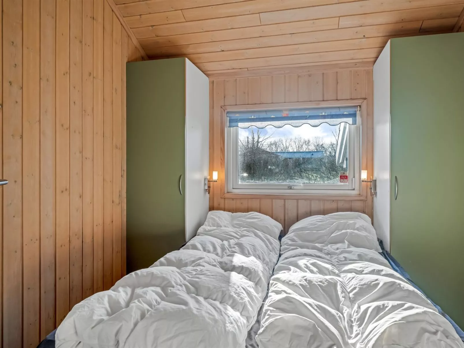 "Anline" - 600m to the fjord-Binnen