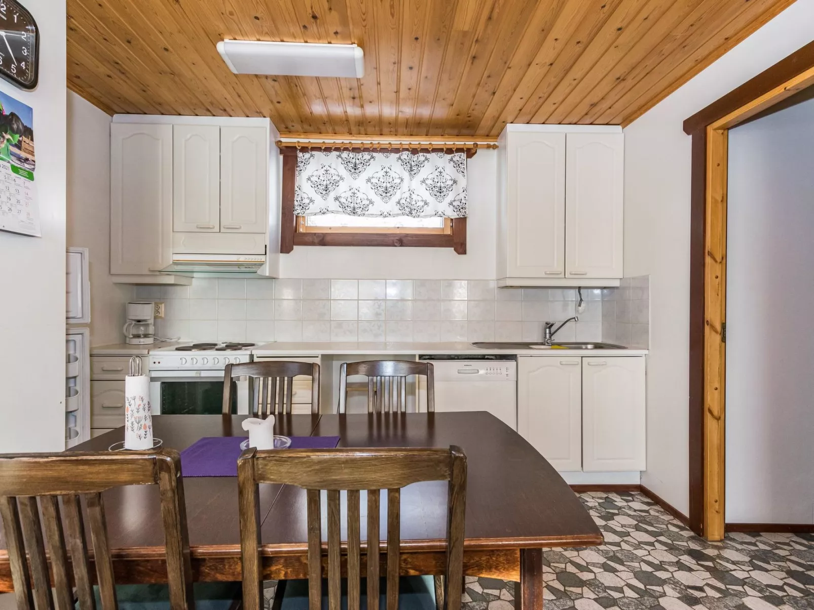 Aurinkoalppi 10b paritalo-Binnen