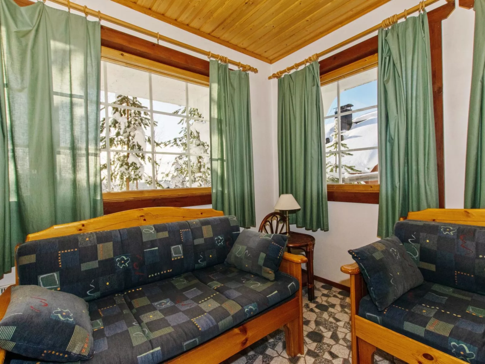 Alppikylä 13b paritalo-Binnen