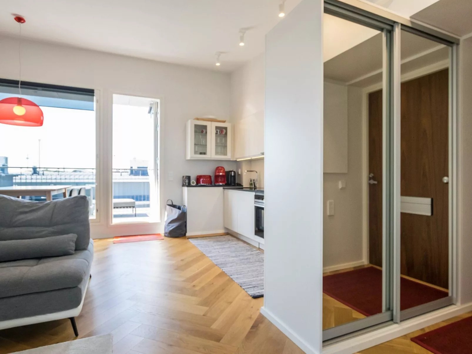 Helsinki rooftop-Binnen