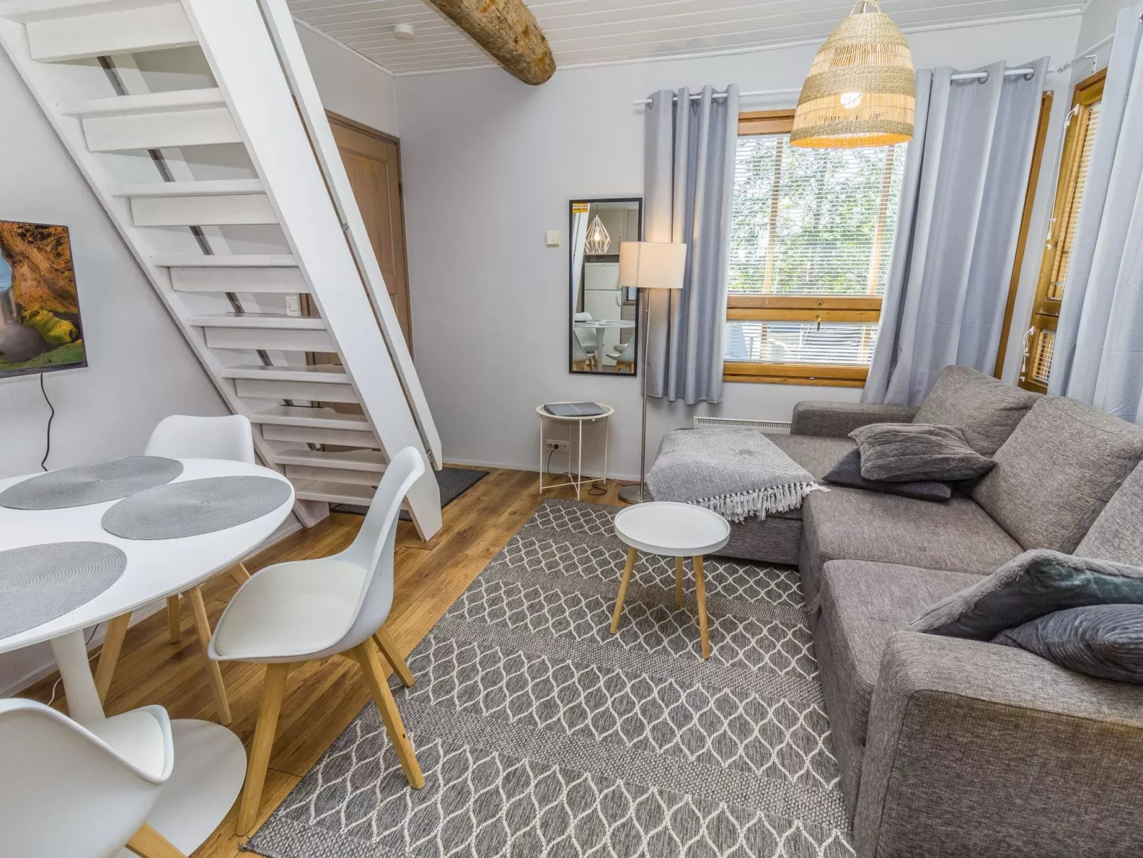 Rukaköngäs 27-Binnen