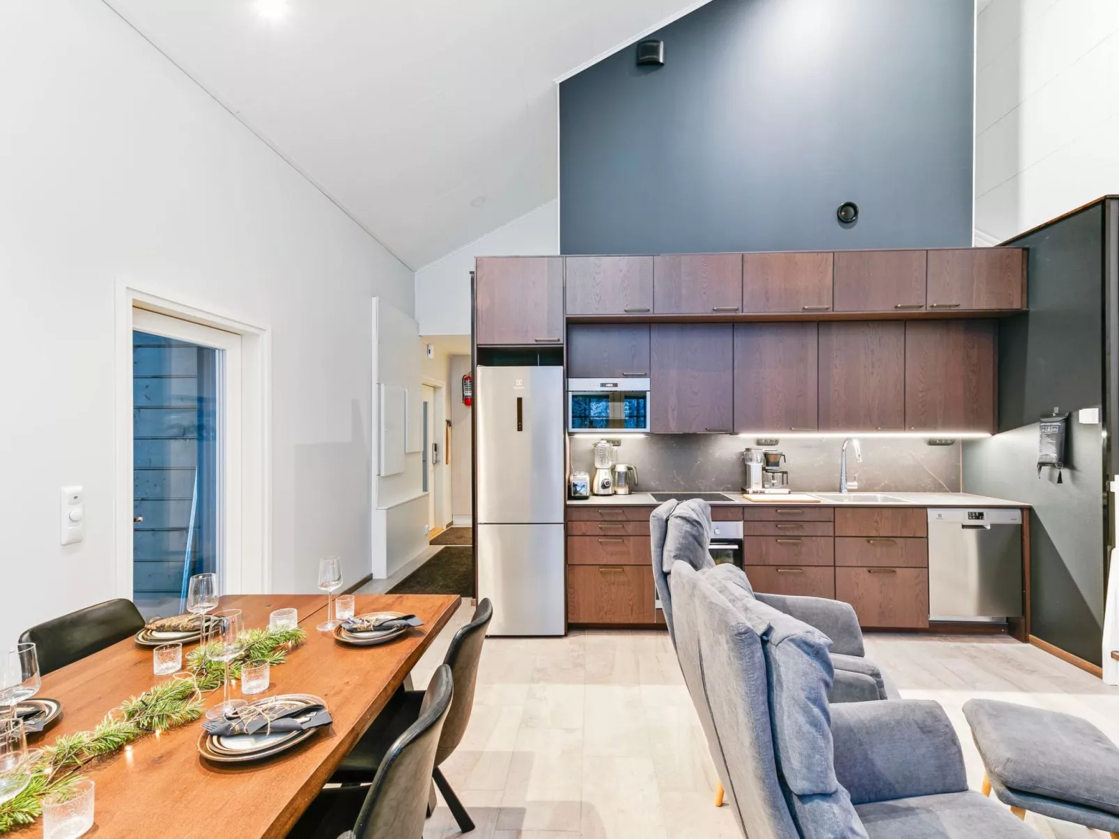 Levin hetki b-Binnen