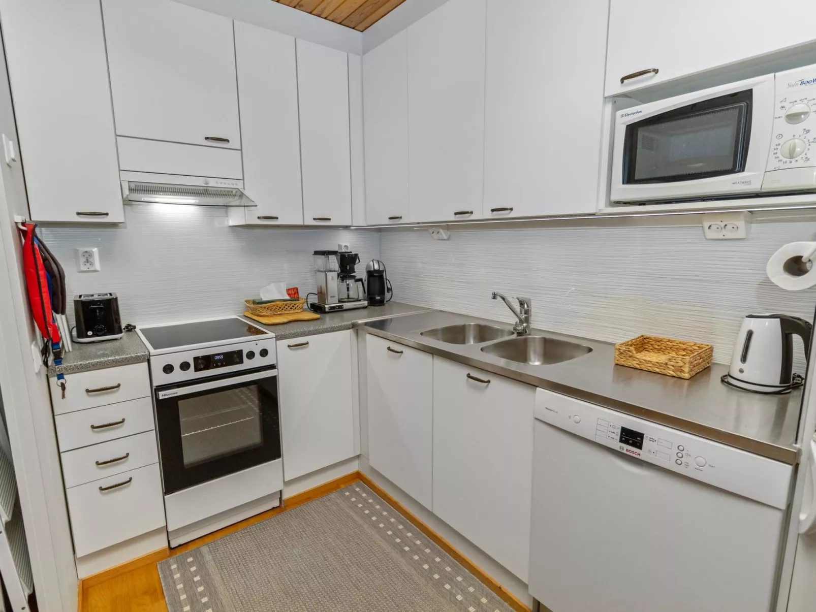 Karhunvartijanmaja d4-Binnen