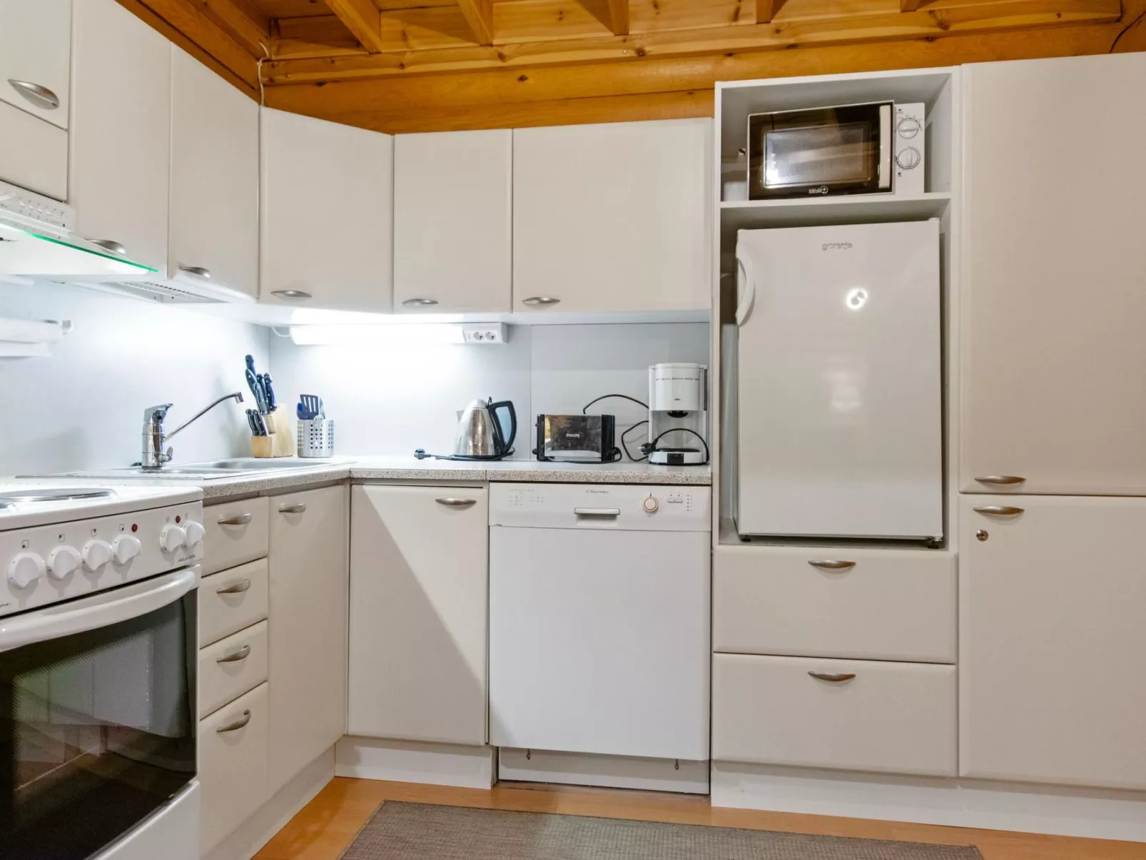 Kilpolan orvokki-Binnen