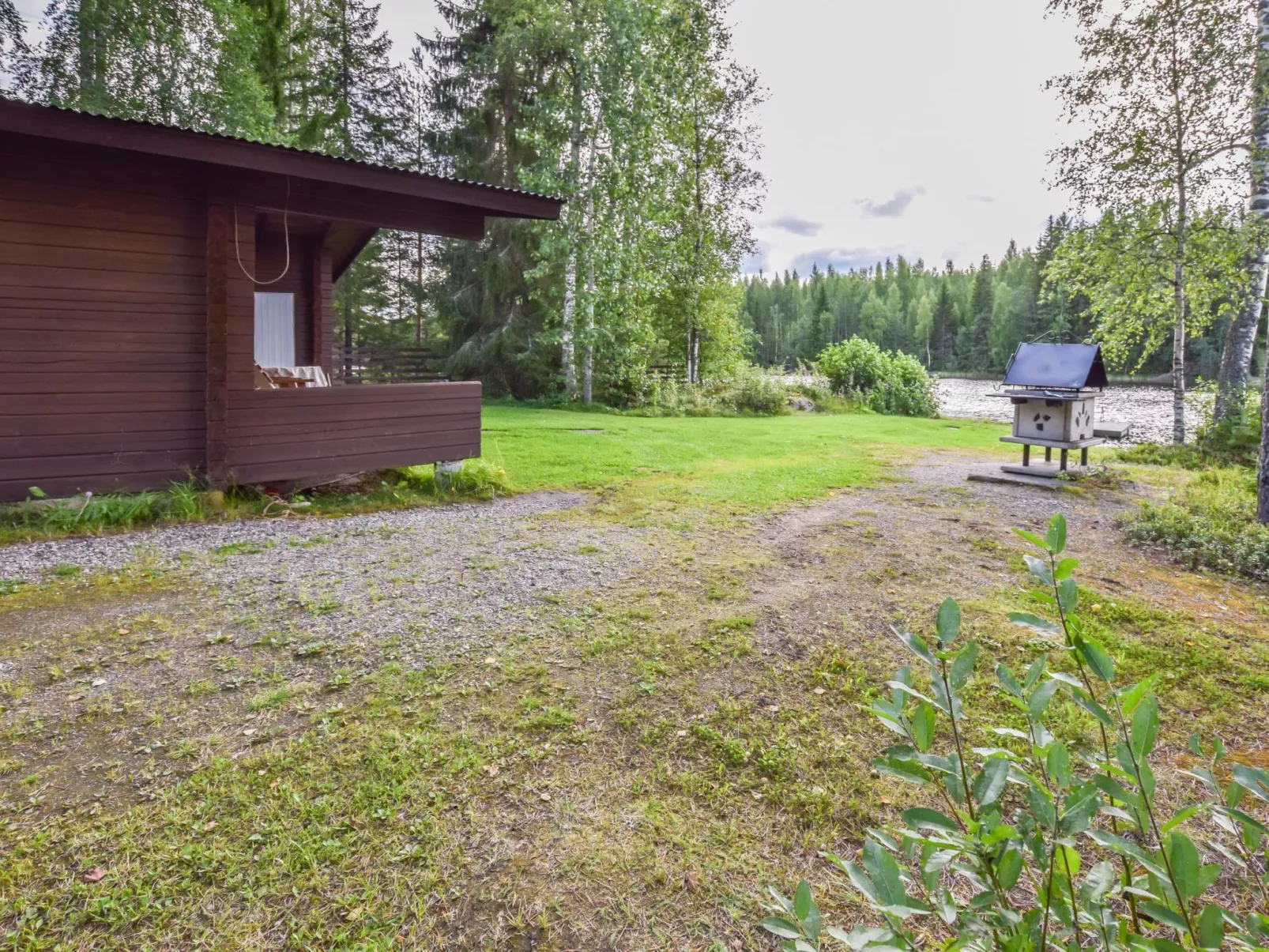 Sieralahden lomakylä, mökki 1-Binnen