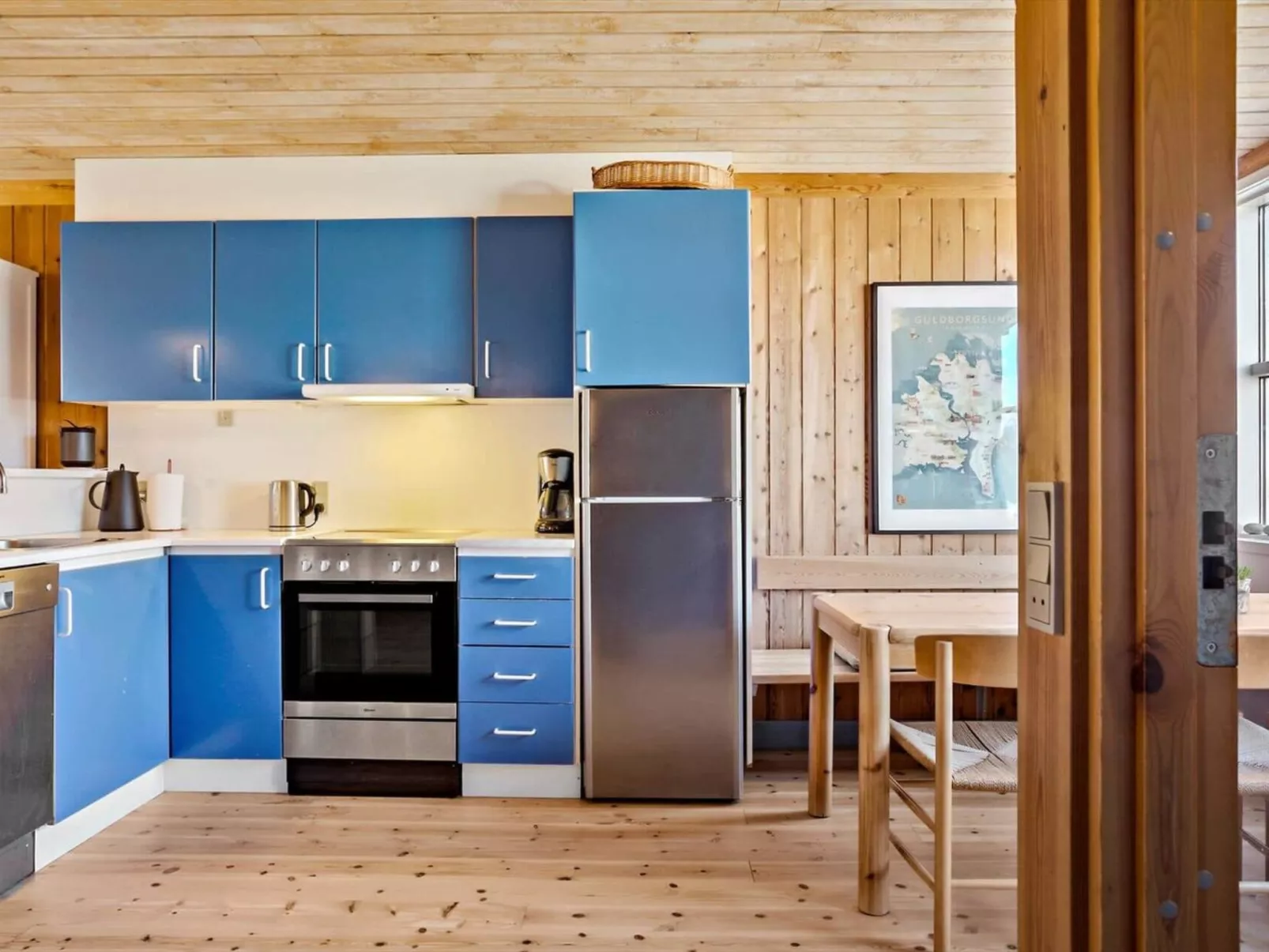 "Orpah" - 100m from the sea-Binnen