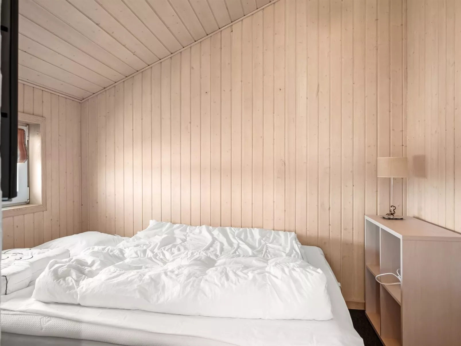 "Elni" - 350m from the sea-Binnen