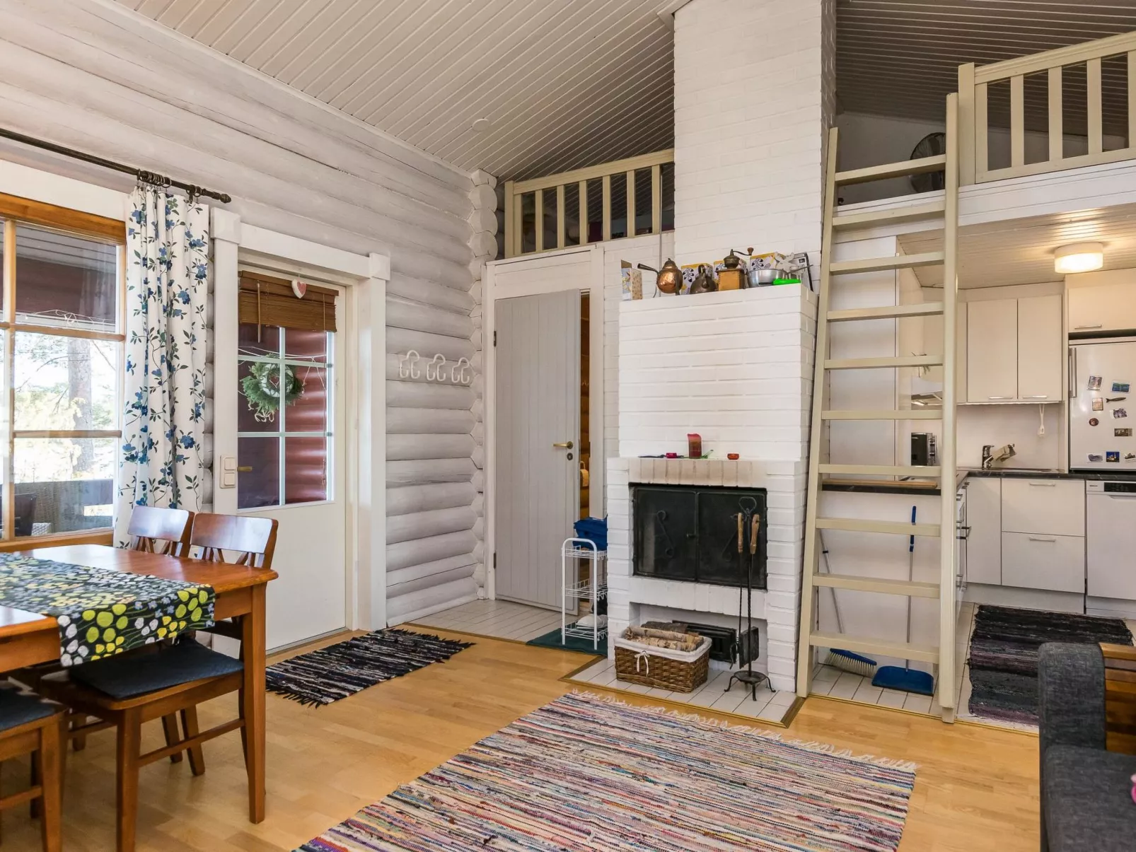 Pankkotupa 7 b-Binnen