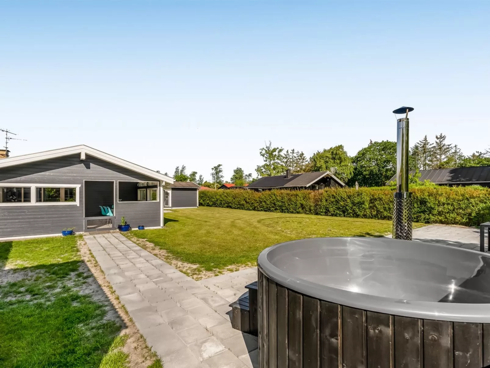 "Rathi" -  from the sea-Binnen