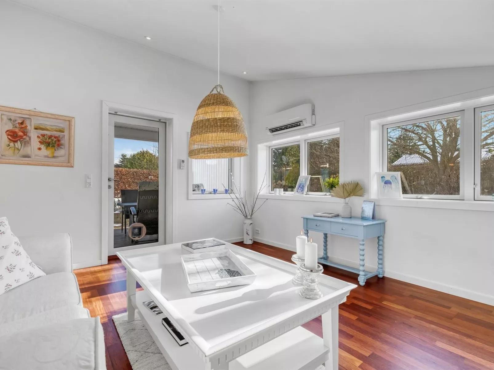 "Etly" - 900m from the sea-Binnen