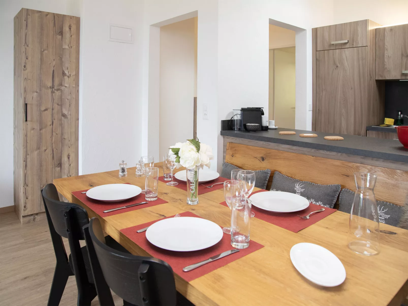 La Siala Apt.28-Binnen