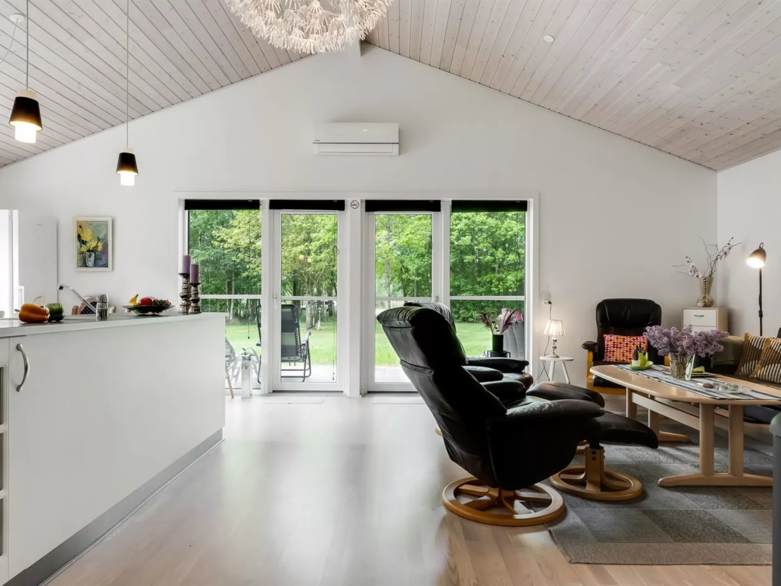 "Bæver" - 1km from the sea-Binnen