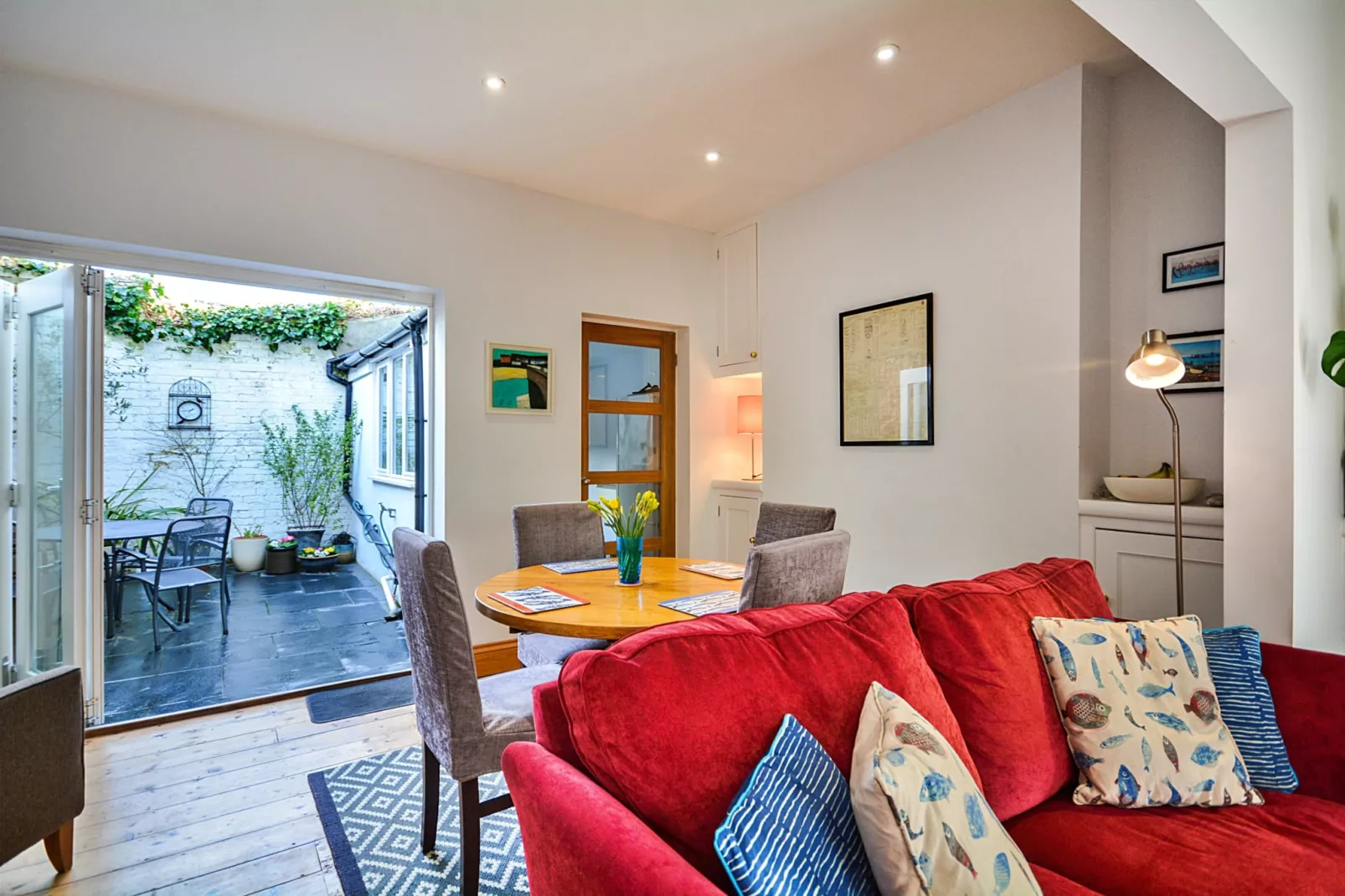 One The Green, Kingsand-Woonkamer