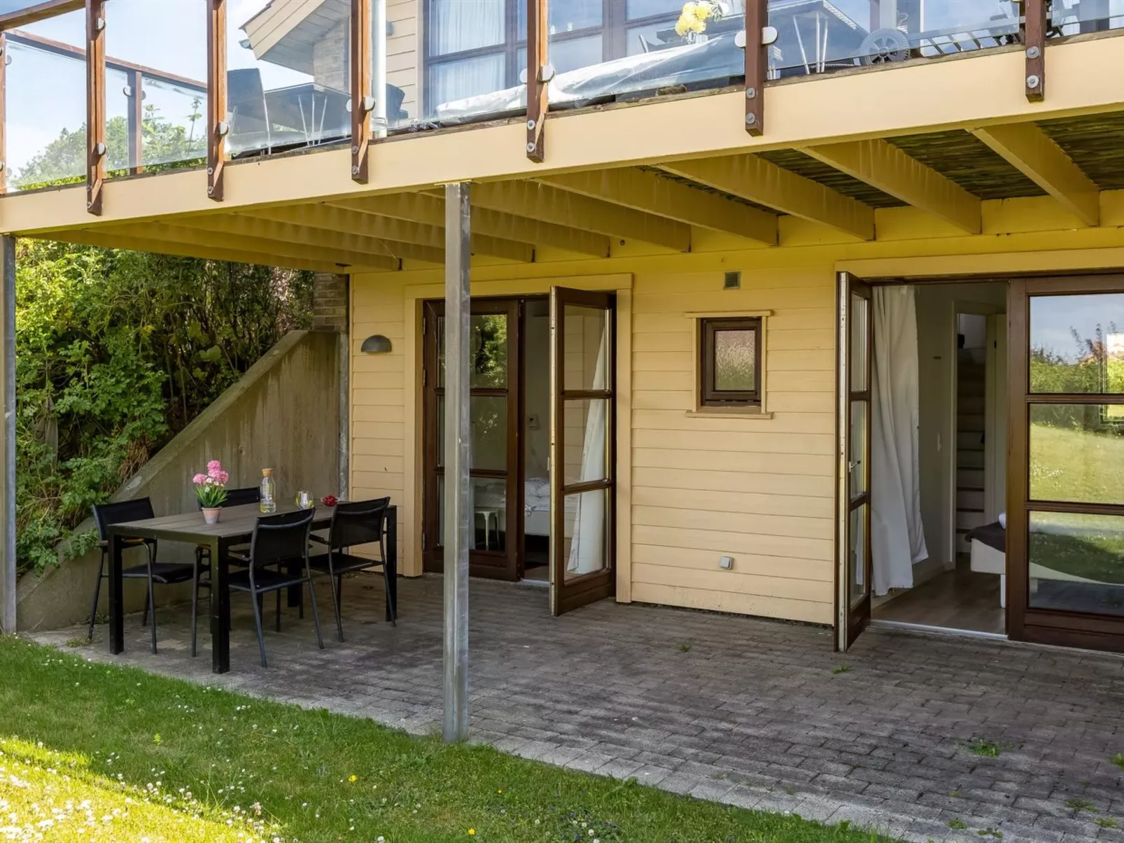 "Rouwen" - 120m from the sea-Buiten