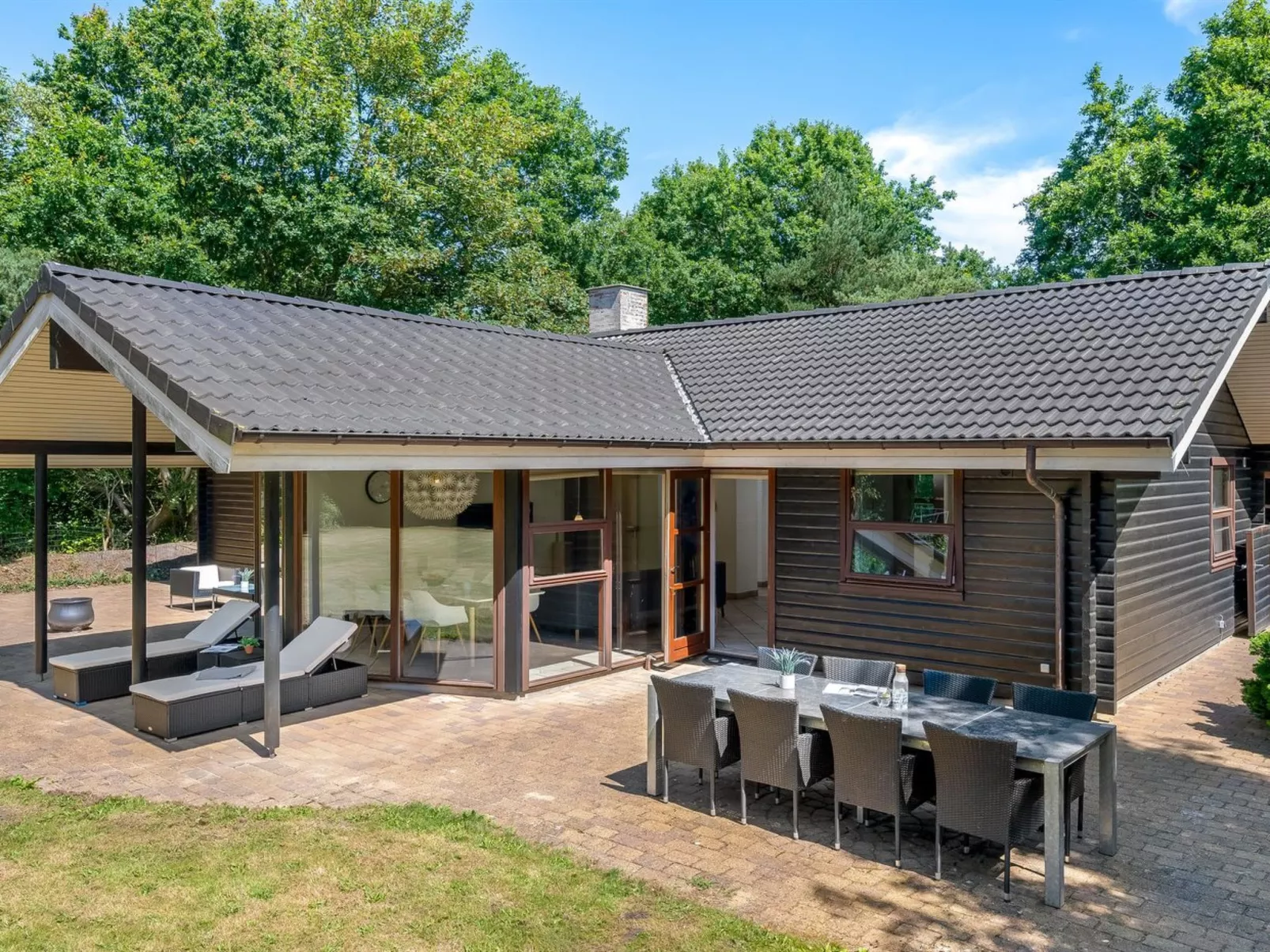 "Lillebror" - 12km from the sea-Buiten