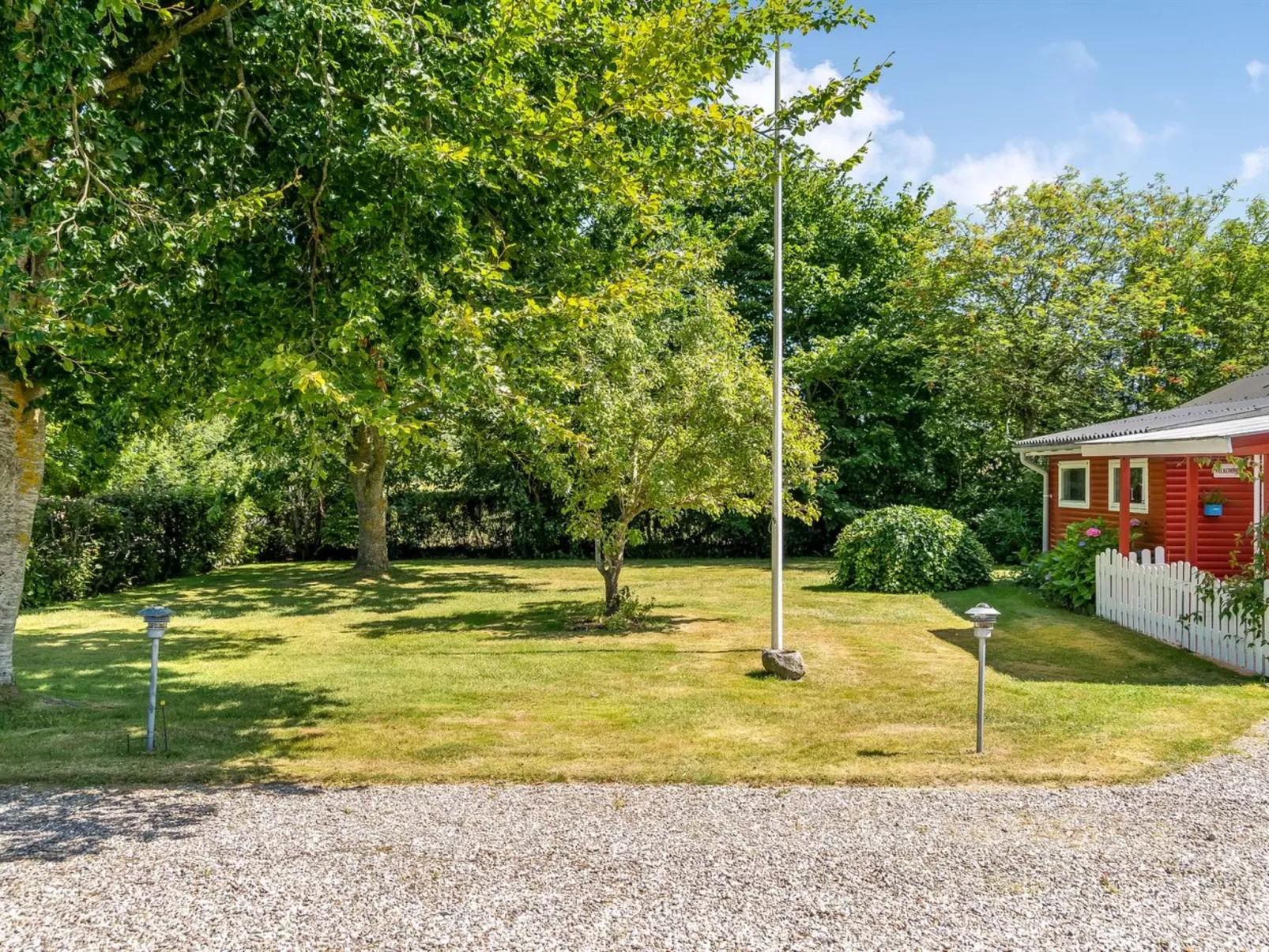 "Sallie" - 500m to the fjord-Buiten