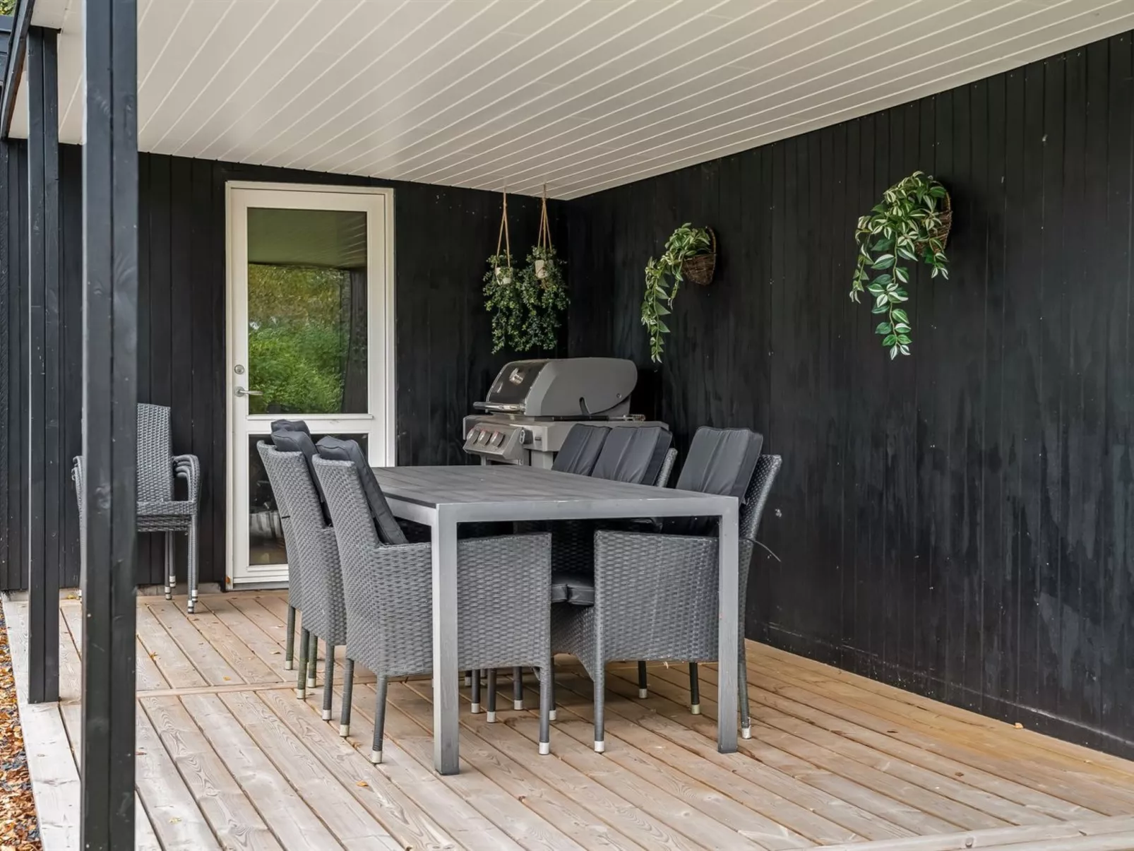 "Silvia" -  from the sea-Buiten