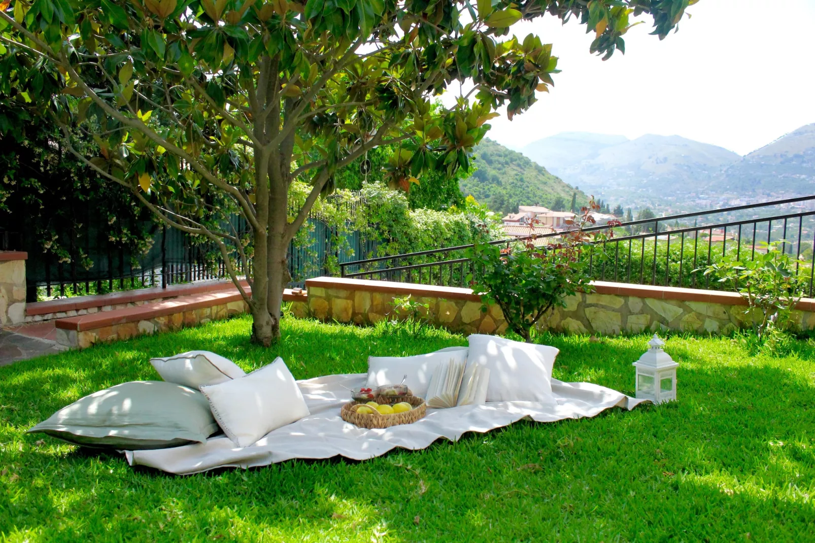 Villa Melograno-Tuinen zomer