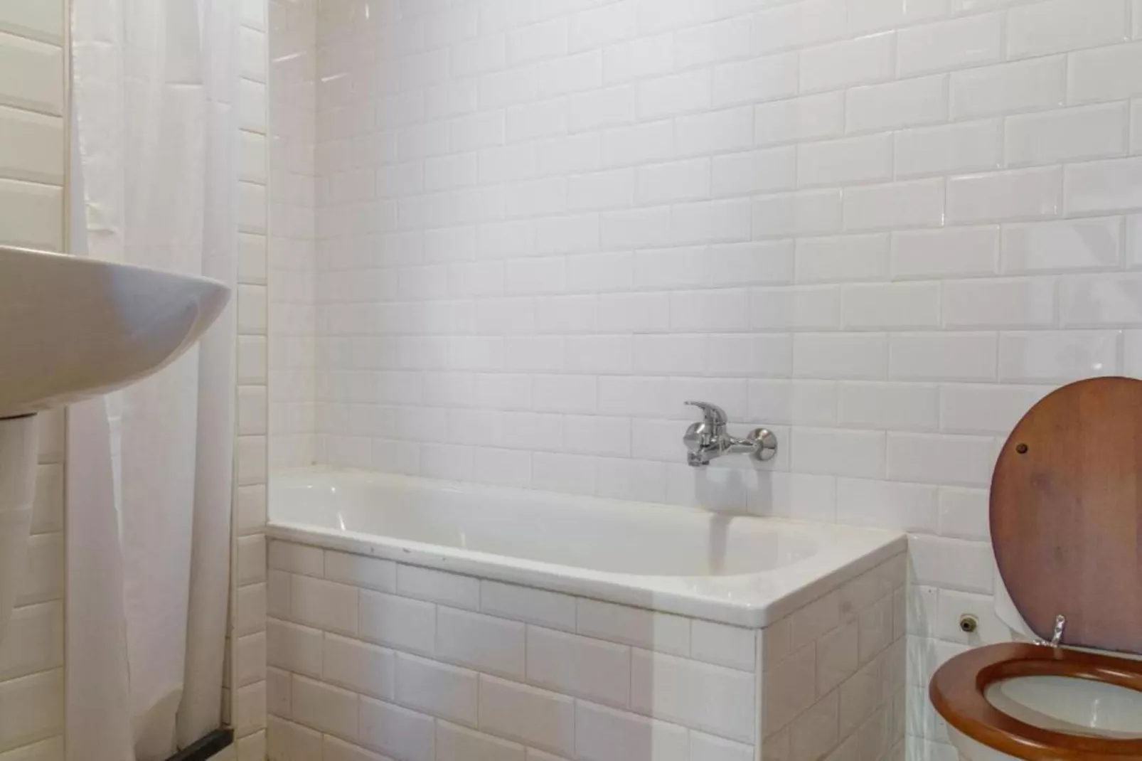 Appartement Dijkzicht-Badkamer