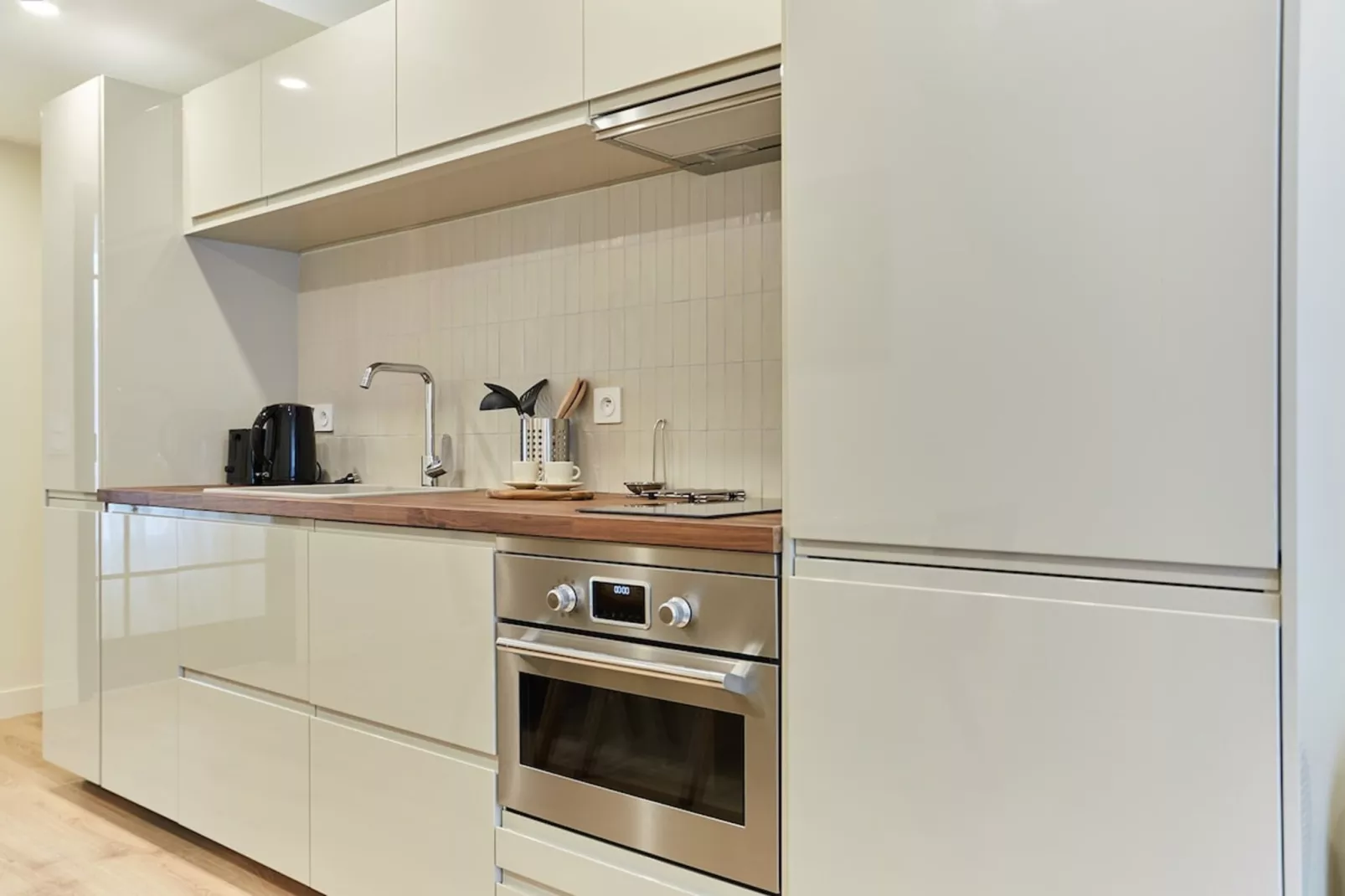 AVRON 2 NEW-Niet-getagd