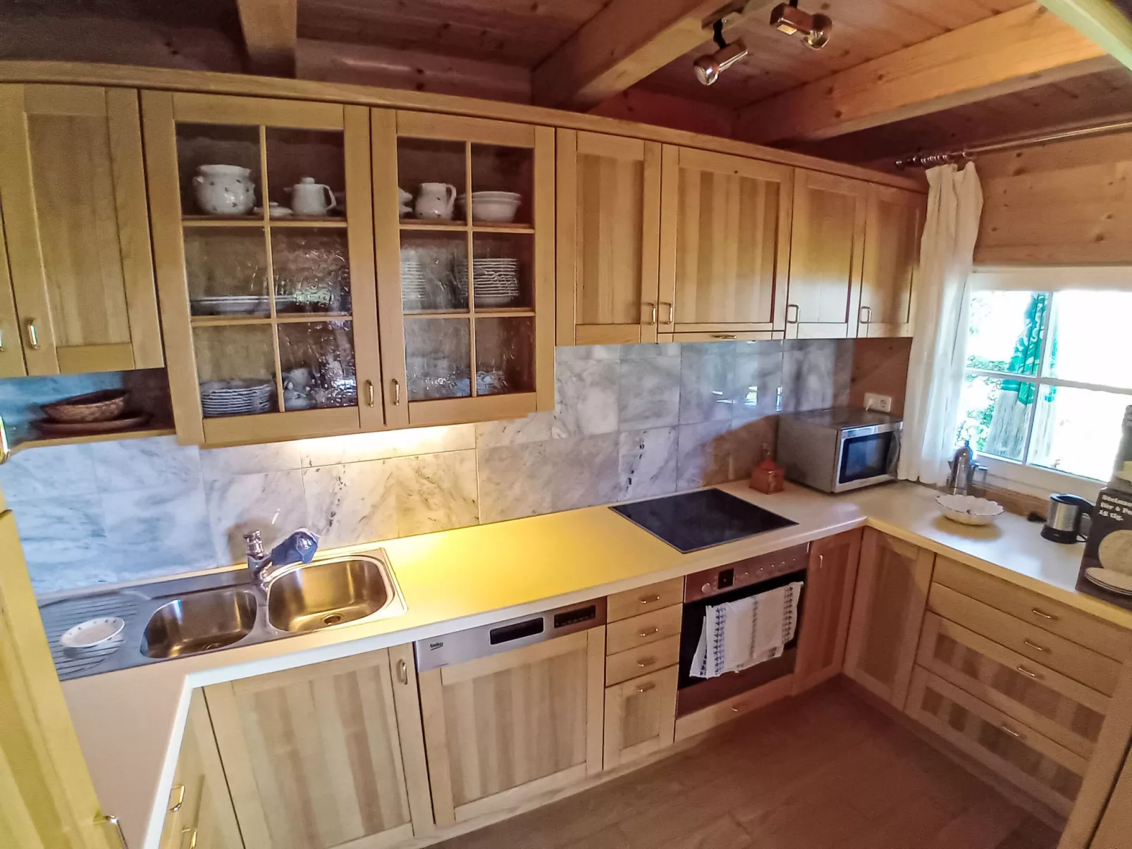 Haus direkt am Ossiacher See-Binnen