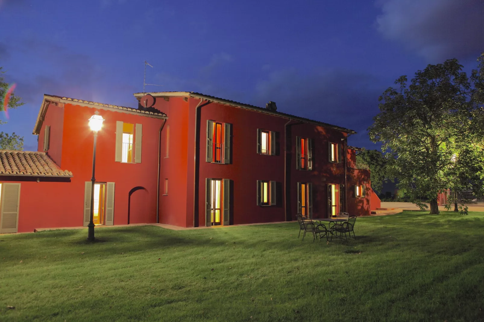 Acquatino Due-Buitenkant zomer