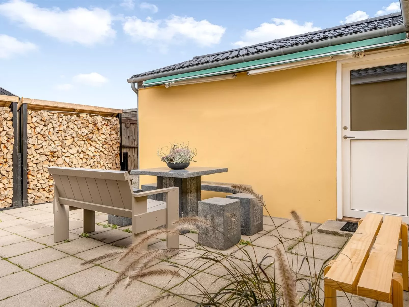 "Alpi" - 270m from the sea-Buiten