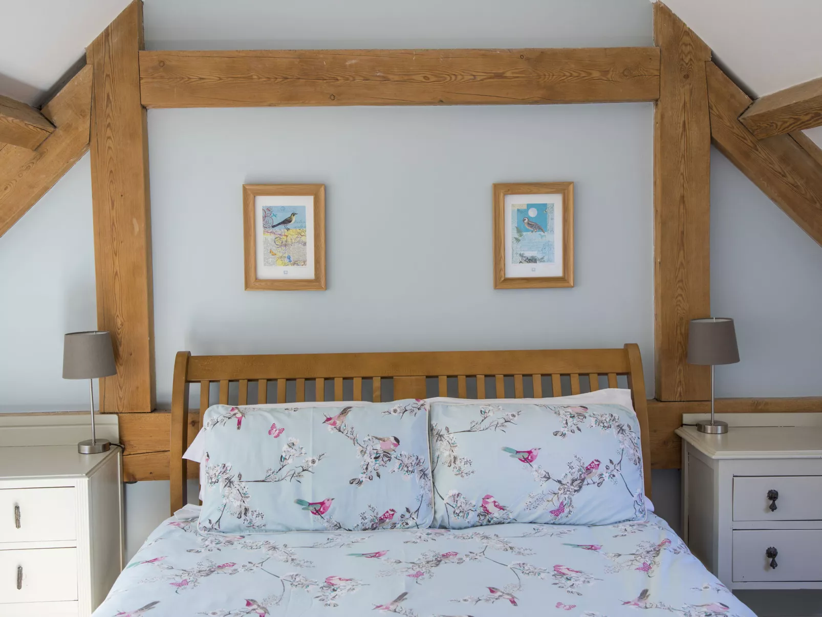 Woodpecker Cottage-Binnen