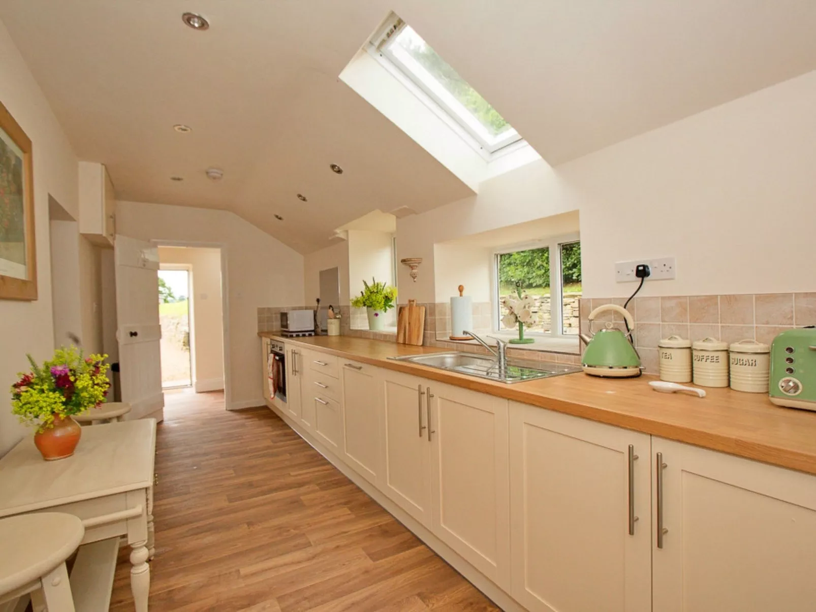 The Cottage, Shortflatt Farm-Binnen