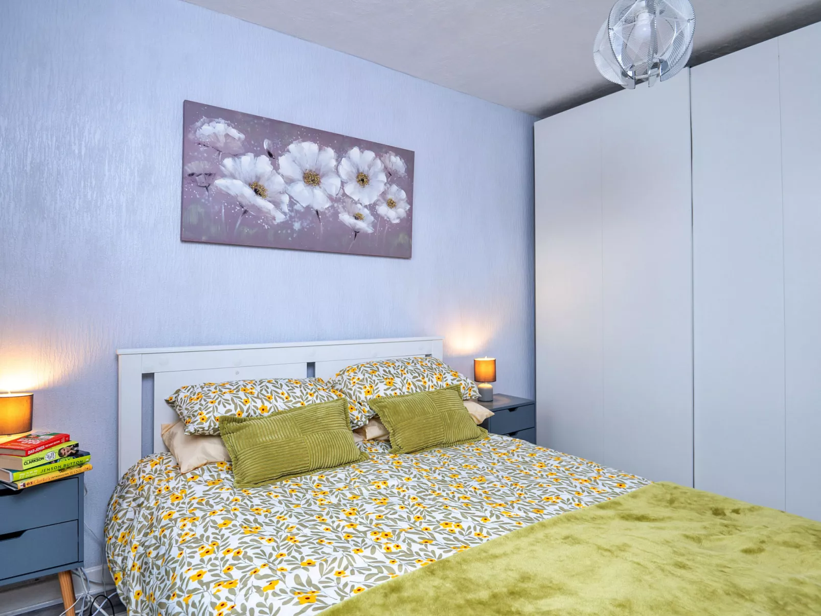 Llys Llewellyn-Binnen